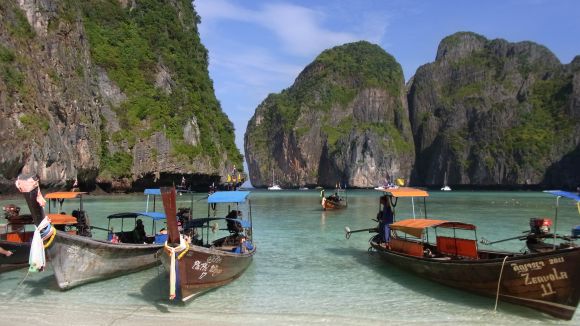 Mit dem Boot durch Südthailand – Traumhafte Buchten und Strände