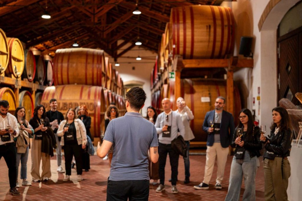 Weinverkostung im Keller © Cantine Pellegrino